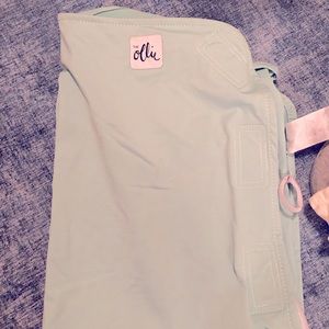 Ollie swaddle - meadow